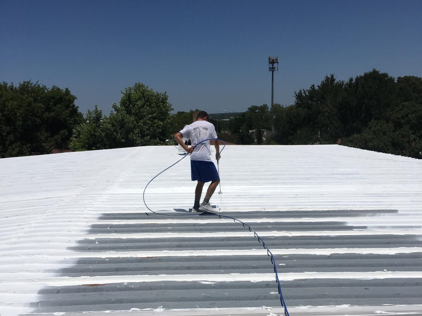 Silicone vs. Acrylic Roof Coatings